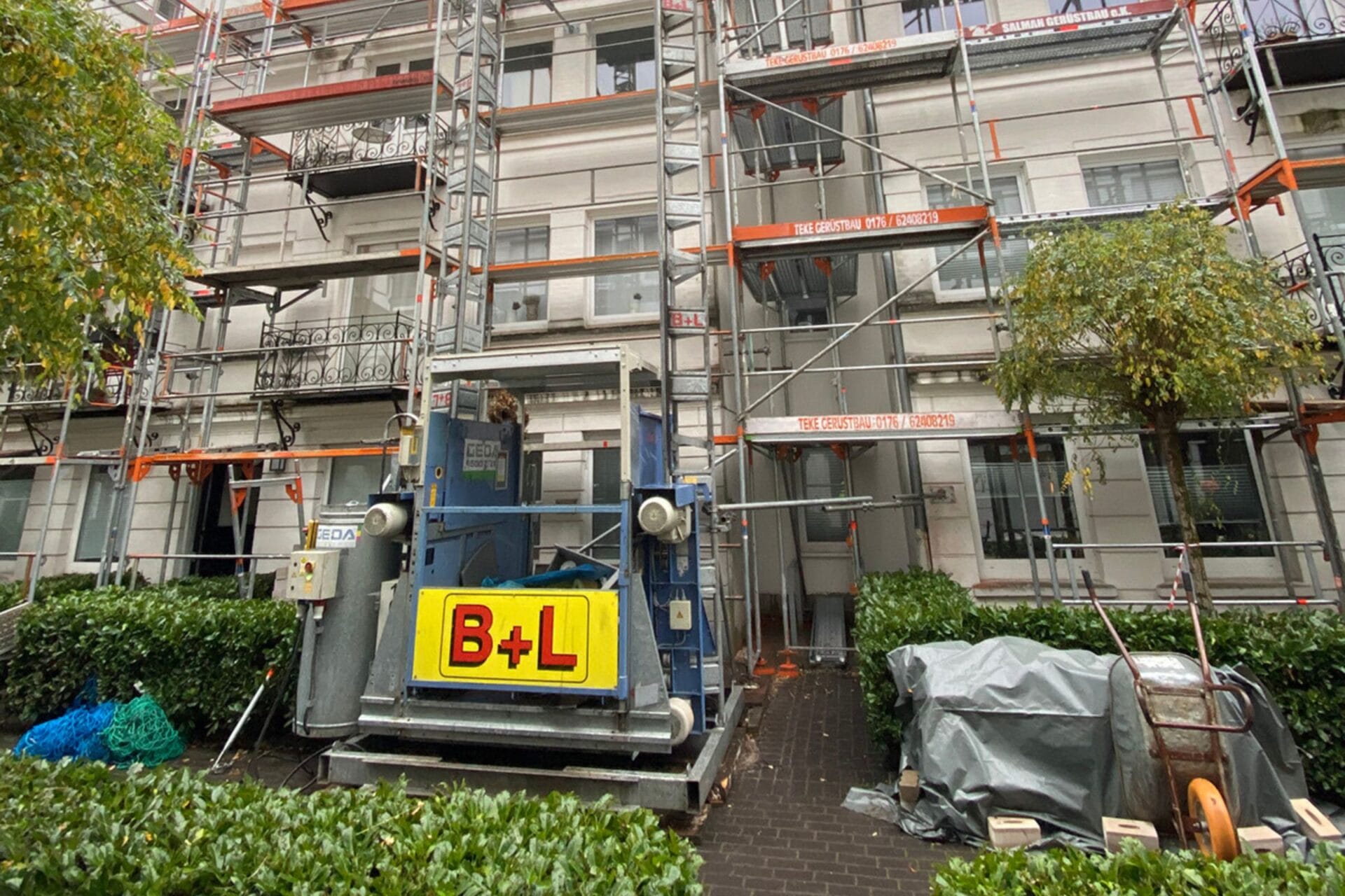 Transportbühnen im Einsatz