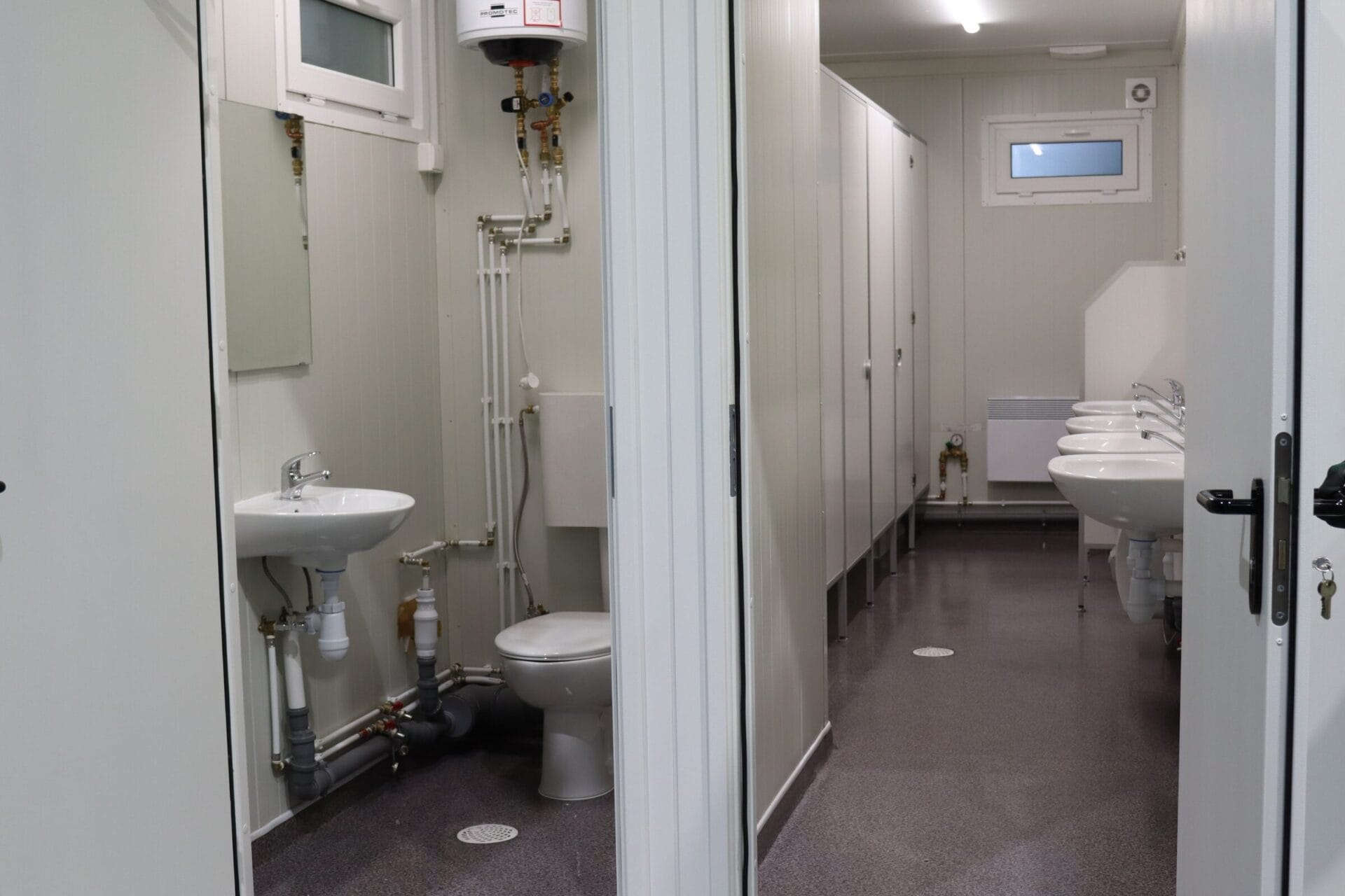Container: Sanitätscontainer von innen